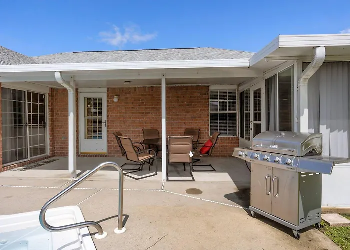 Private Pool & Game Zone! | Family Fun House Holiday home Pensacola